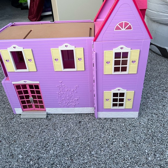 Charming Pink and Purple Dollhouse - Picture 1 of 7
